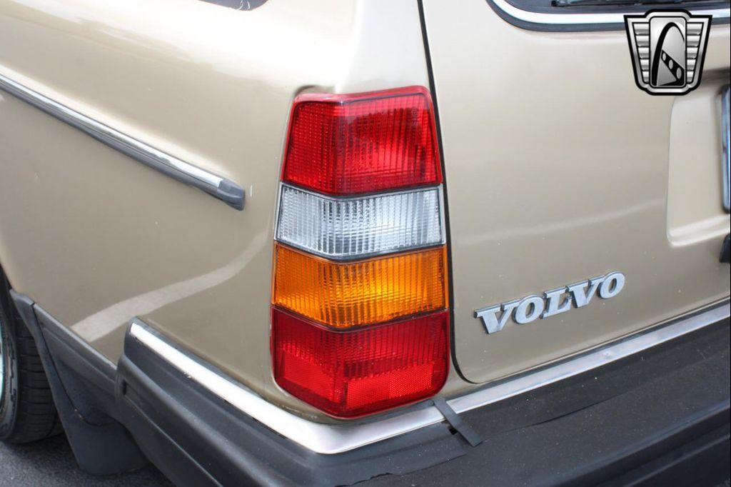 used 1989 Volvo 240 car, priced at $10,000