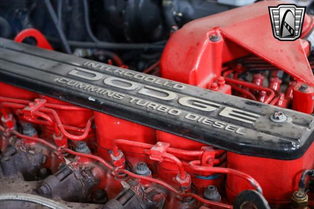 used 1985 Chevrolet Suburban car, priced at $24,000