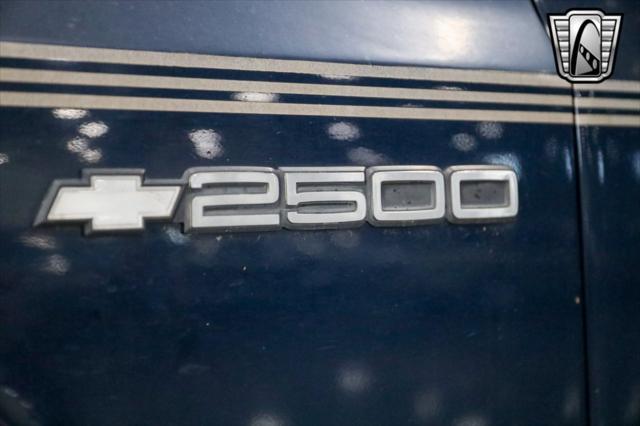 used 1985 Chevrolet Suburban car, priced at $24,000