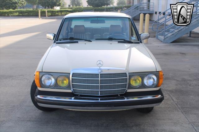 used 1985 Mercedes-Benz E-Class car, priced at $17,000