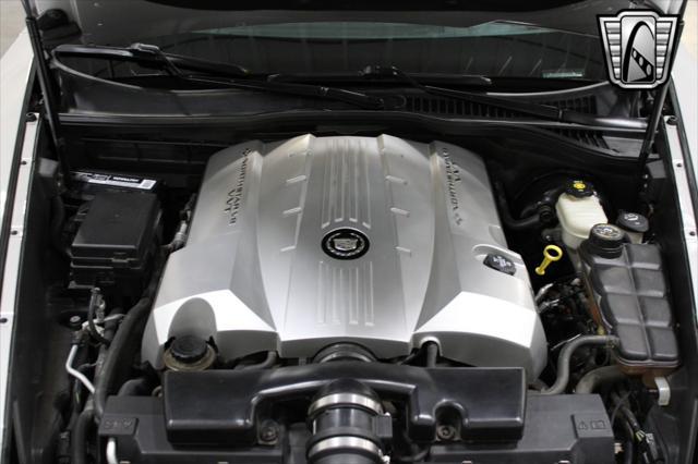 used 2006 Cadillac XLR car, priced at $33,000