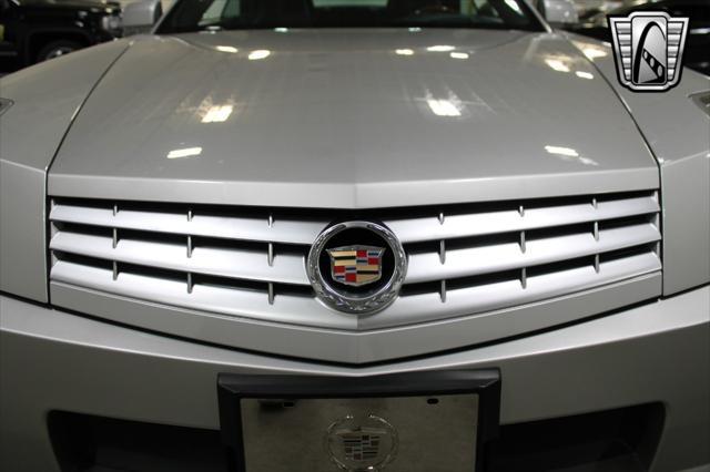 used 2006 Cadillac XLR car, priced at $33,000