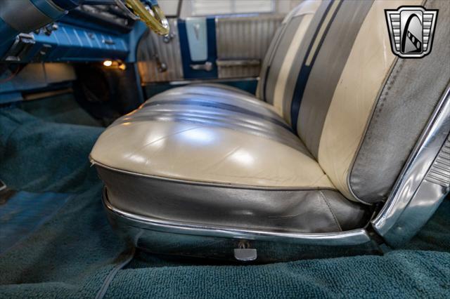 used 1961 Pontiac Bonneville car, priced at $62,000
