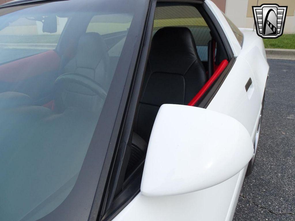 used 1995 Chevrolet Corvette car, priced at $14,000