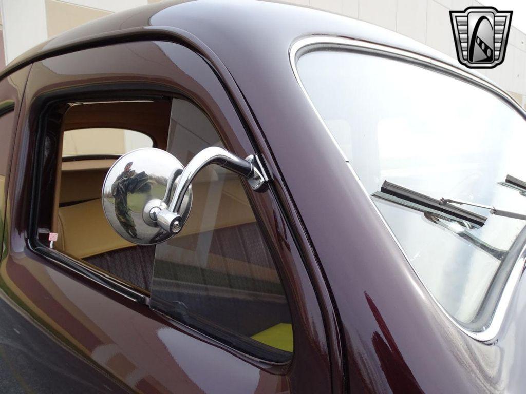 used 1940 Lincoln Zephyr car, priced at $52,000