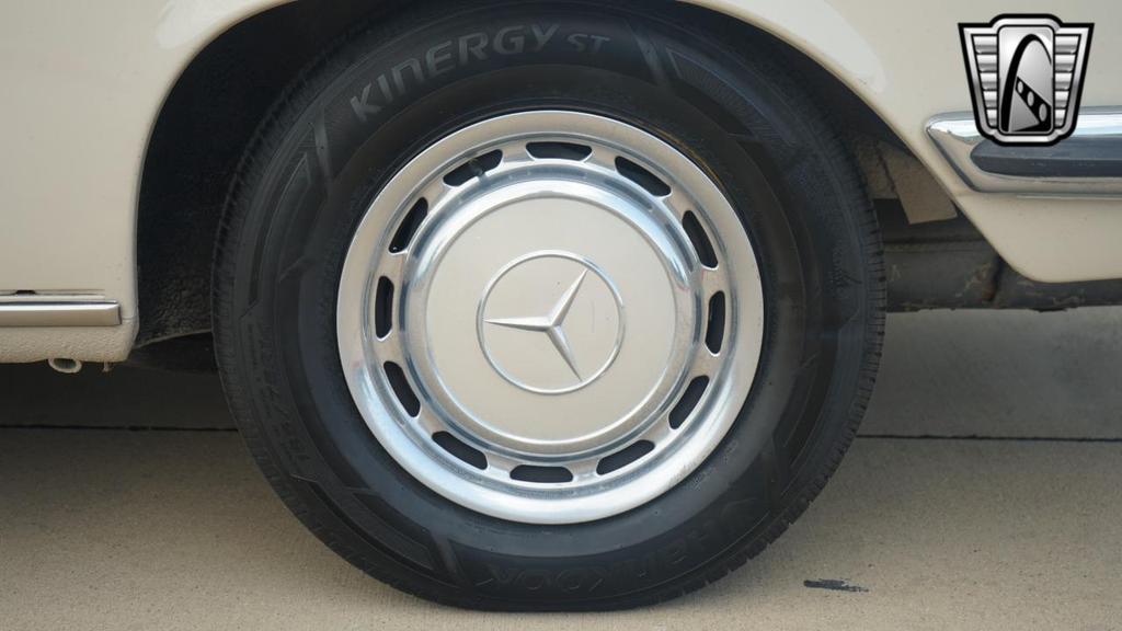 used 1971 Mercedes-Benz 250C car, priced at $14,500