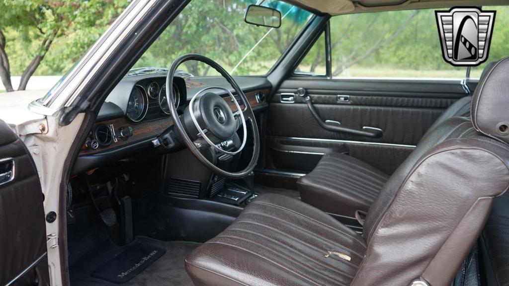 used 1971 Mercedes-Benz 250C car, priced at $14,500