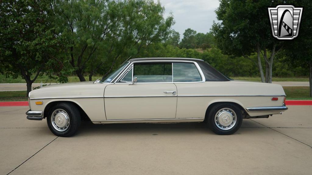 used 1971 Mercedes-Benz 250C car, priced at $14,500