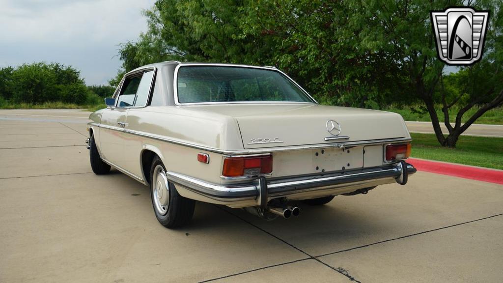 used 1971 Mercedes-Benz 250C car, priced at $14,500