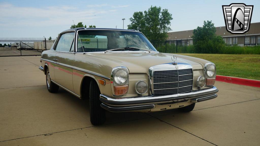 used 1971 Mercedes-Benz 250C car, priced at $14,500