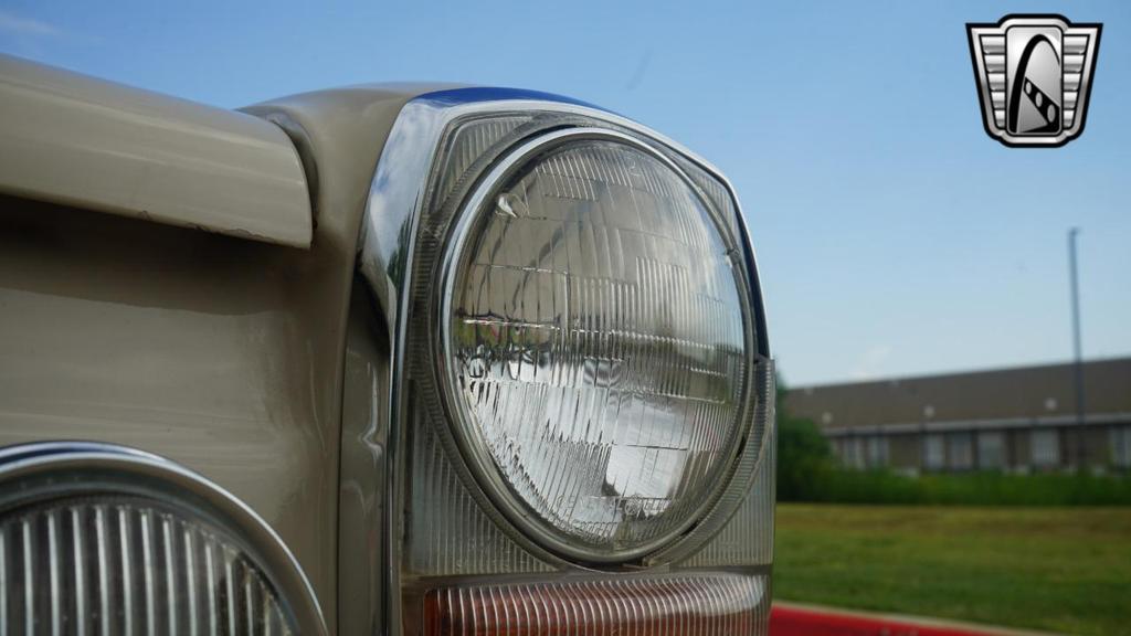 used 1971 Mercedes-Benz 250C car, priced at $14,500