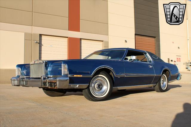 used 1976 Lincoln Continental car, priced at $12,500