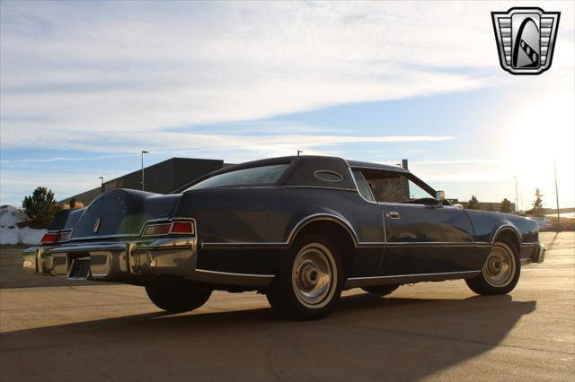 used 1976 Lincoln Continental car, priced at $12,500