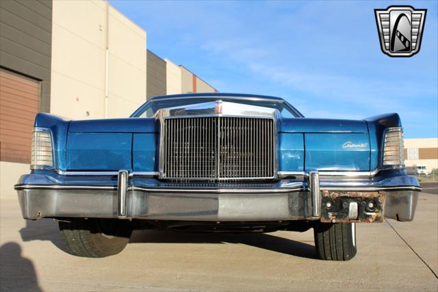 used 1976 Lincoln Continental car, priced at $12,500