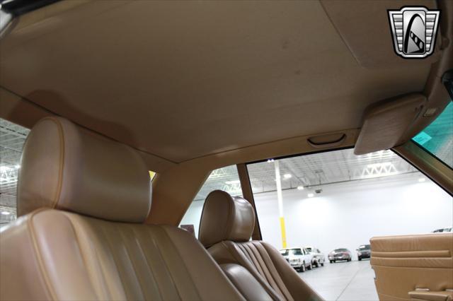used 1987 Mercedes-Benz 560SL car, priced at $16,500