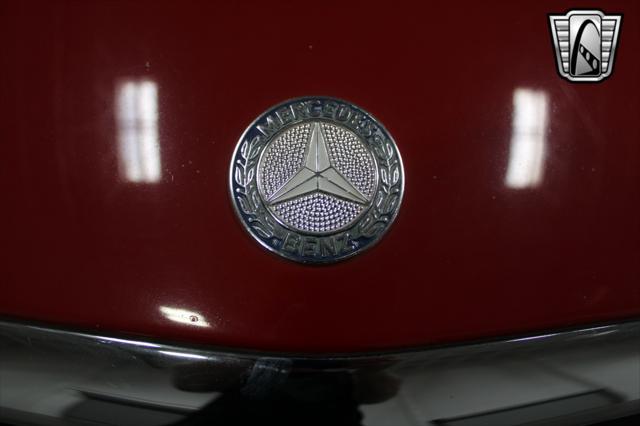 used 1987 Mercedes-Benz 560SL car, priced at $16,500