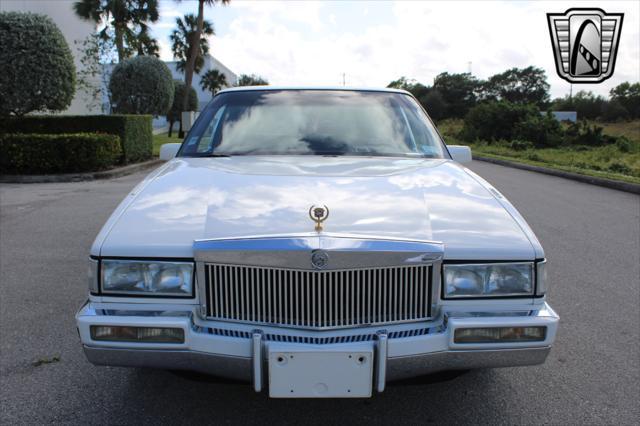 used 1990 Cadillac Fleetwood car, priced at $14,500