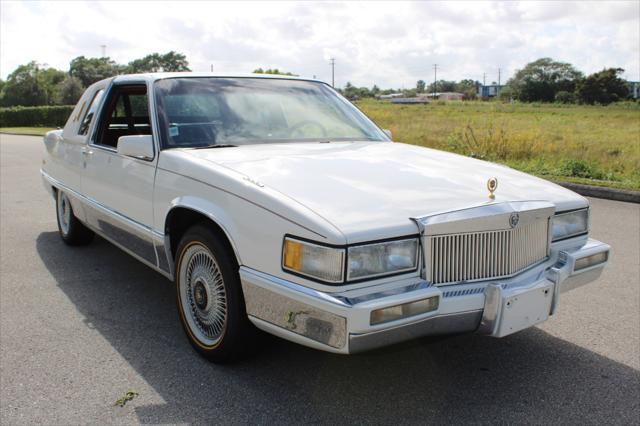 used 1990 Cadillac Fleetwood car, priced at $14,500