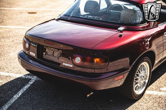 used 1995 Mazda MX-5 Miata car, priced at $25,000