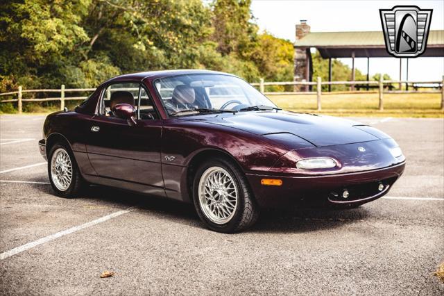 used 1995 Mazda MX-5 Miata car, priced at $25,000