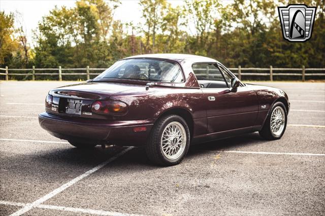 used 1995 Mazda MX-5 Miata car, priced at $25,000