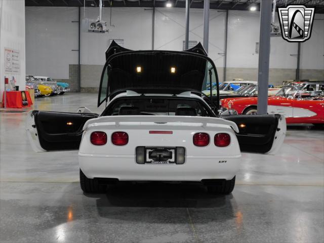 used 1992 Chevrolet Corvette car, priced at $21,000