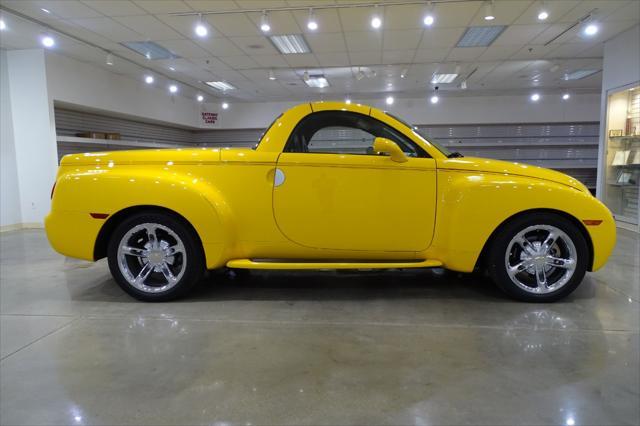 used 2005 Chevrolet SSR car, priced at $34,000