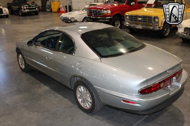 used 1995 Buick Riviera car, priced at $7,500