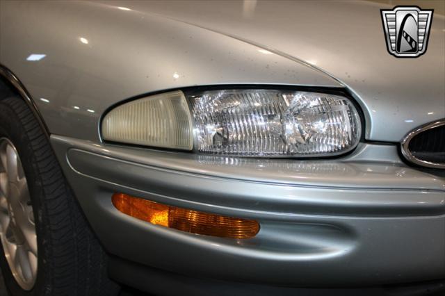 used 1995 Buick Riviera car, priced at $7,500