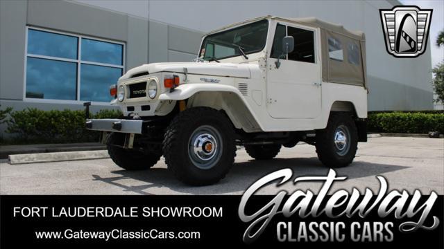 used 1975 Toyota Land Cruiser car, priced at $29,000