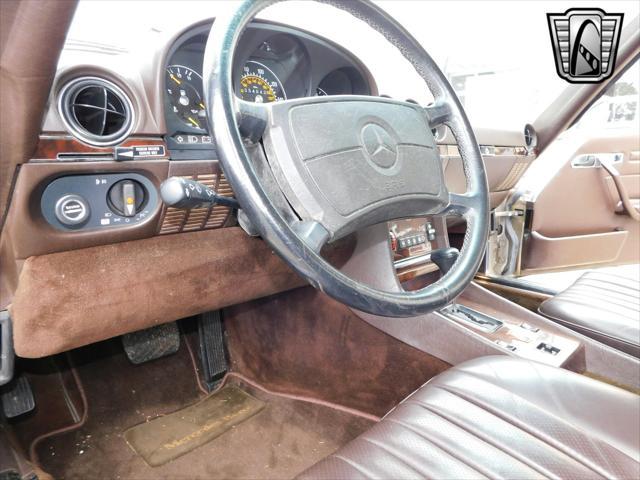 used 1987 Mercedes-Benz 560SL car, priced at $33,000