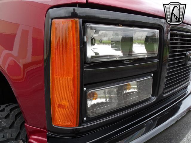 used 1990 GMC 1500 car, priced at $33,000