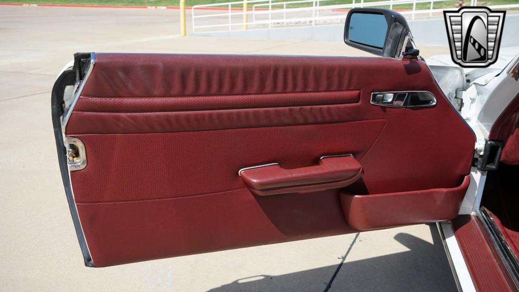 used 1989 Mercedes-Benz 560SL car, priced at $29,000
