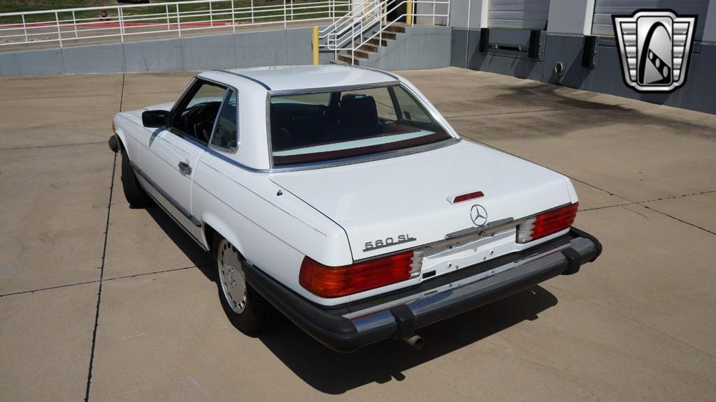 used 1989 Mercedes-Benz 560SL car, priced at $29,000