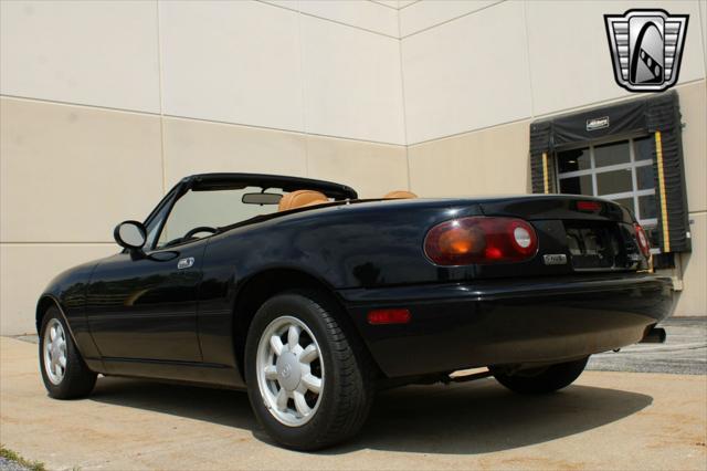 used 1993 Mazda MX-5 Miata car, priced at $17,500