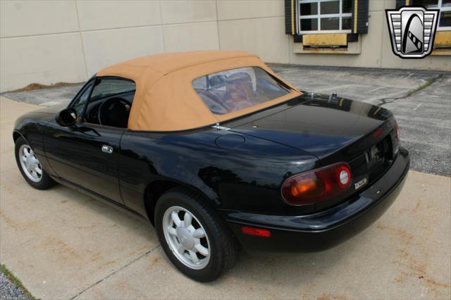 used 1993 Mazda MX-5 Miata car, priced at $17,500
