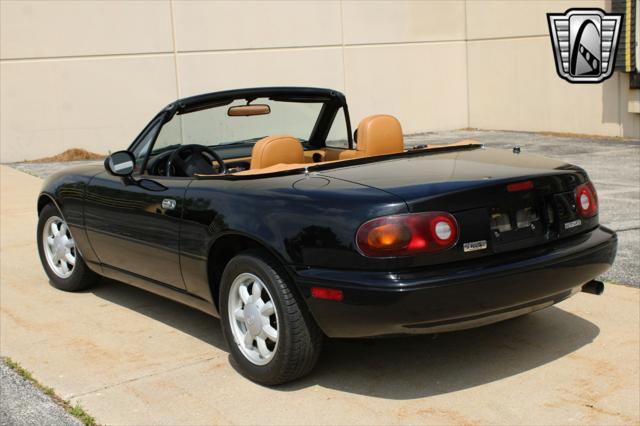 used 1993 Mazda MX-5 Miata car, priced at $17,500