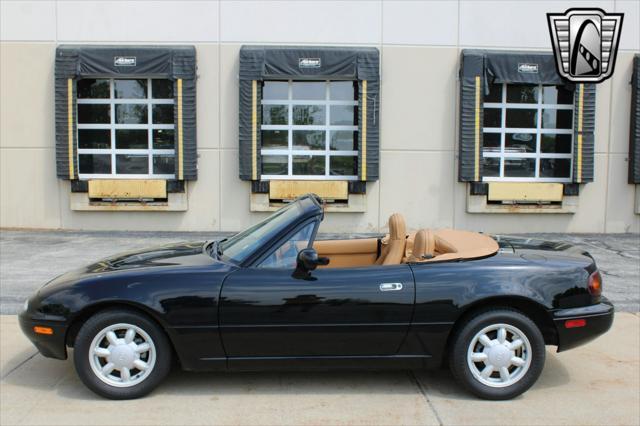 used 1993 Mazda MX-5 Miata car, priced at $17,500