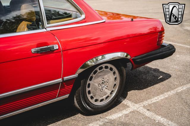 used 1986 Mercedes-Benz 560SL car, priced at $17,000