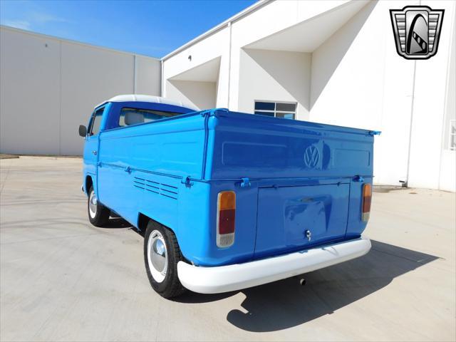 used 1992 Volkswagen Type 2 car, priced at $53,000