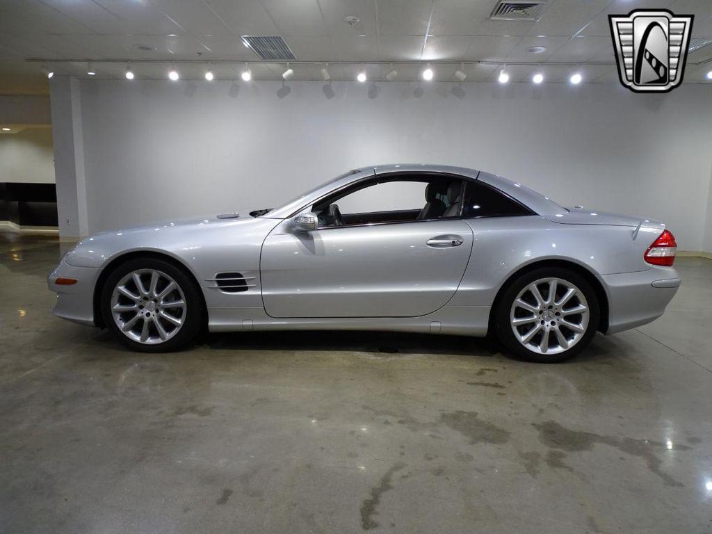 used 2007 Mercedes-Benz SL-Class car, priced at $14,500
