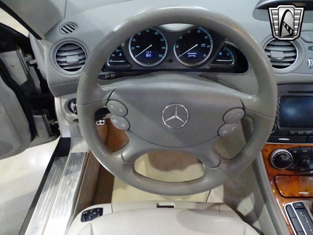 used 2007 Mercedes-Benz SL-Class car, priced at $14,500