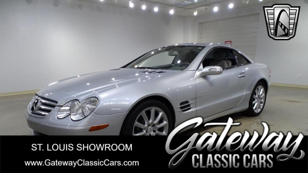 used 2007 Mercedes-Benz SL-Class car, priced at $14,500