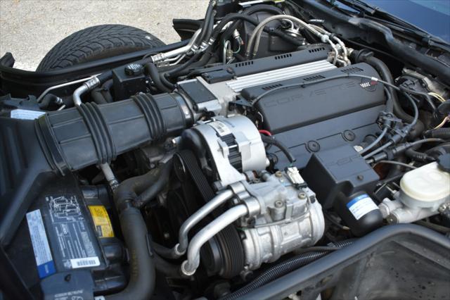 used 1993 Chevrolet Corvette car, priced at $33,000