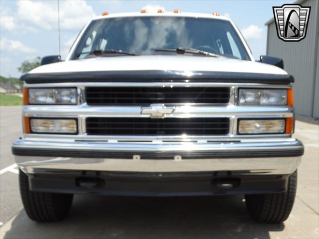 used 1997 Chevrolet Suburban car, priced at $20,000