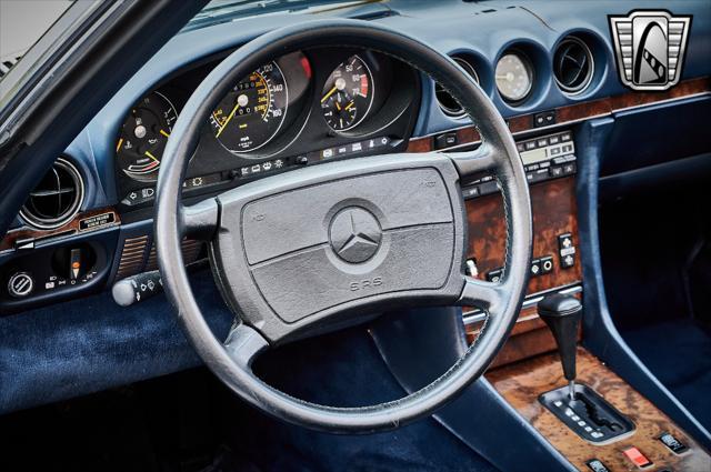 used 1988 Mercedes-Benz 560SL car, priced at $22,500