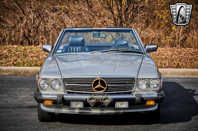 used 1988 Mercedes-Benz 560SL car, priced at $22,500