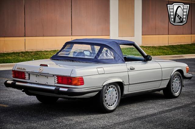 used 1988 Mercedes-Benz 560SL car, priced at $22,500