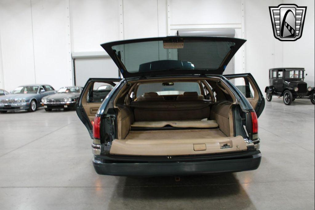 used 1993 Buick Roadmaster car, priced at $12,000