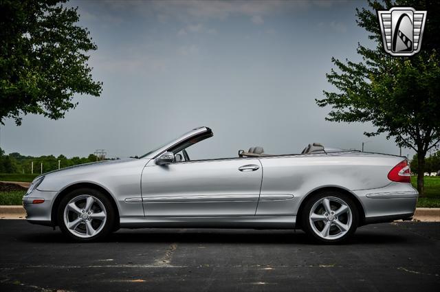 used 2005 Mercedes-Benz CLK-Class car, priced at $10,500